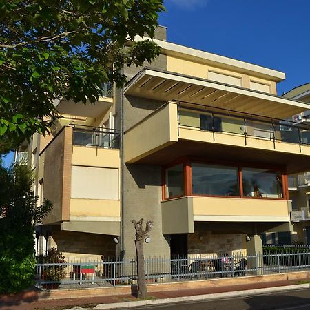 Albergo Quaglia Розето дели Абруци Екстериор снимка